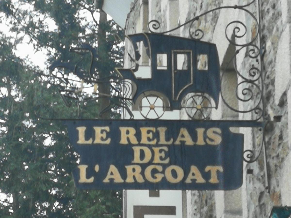 Le Relais De L'Argoat Hotel Belle-Isle-en-Terre Kültér fotó